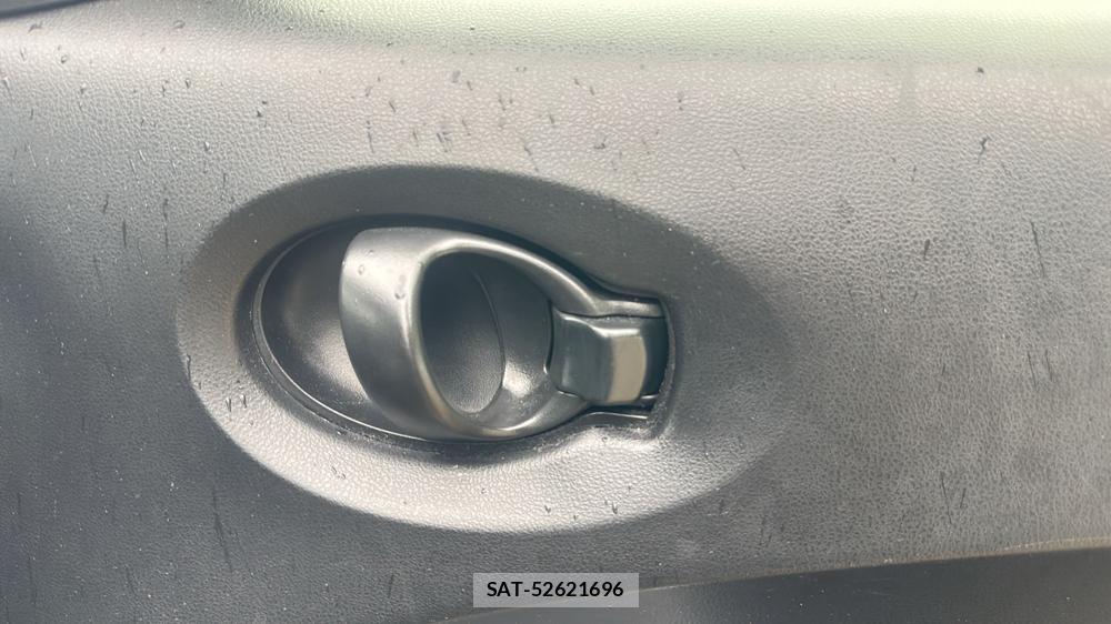 Nissan JUKE 2011 7075120-19
