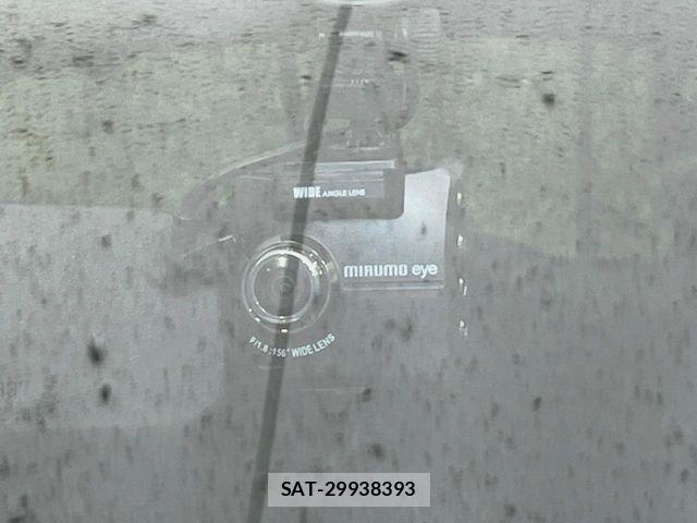 Nissan JUKE 2011-10 7562292-3
