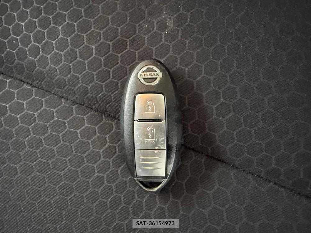 Nissan JUKE 2011 7103012-14