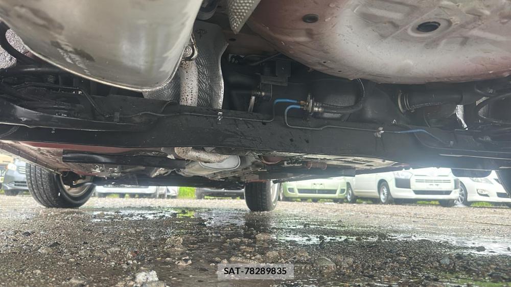Nissan JUKE 2011 7230114-32