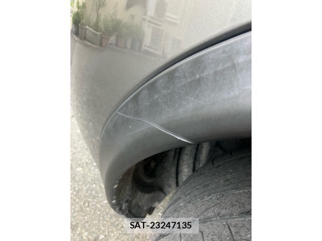 Nissan JUKE 2010-07 7724665-23