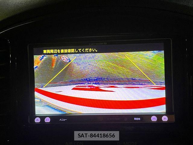 Nissan JUKE 2014-04 7724659-10