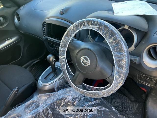 Nissan JUKE 2010-08 7724666-10
