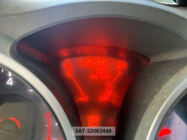Nissan JUKE 2010-08 7724666-16