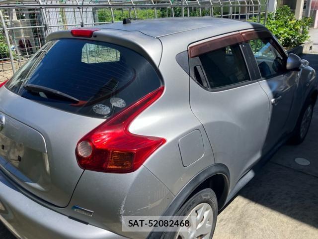 Nissan JUKE 2010-08 7724666-2