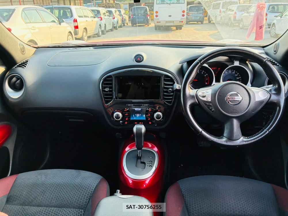 Nissan JUKE 2011-05 7651179-12