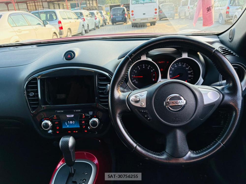 Nissan JUKE 2011-05 7651179-13
