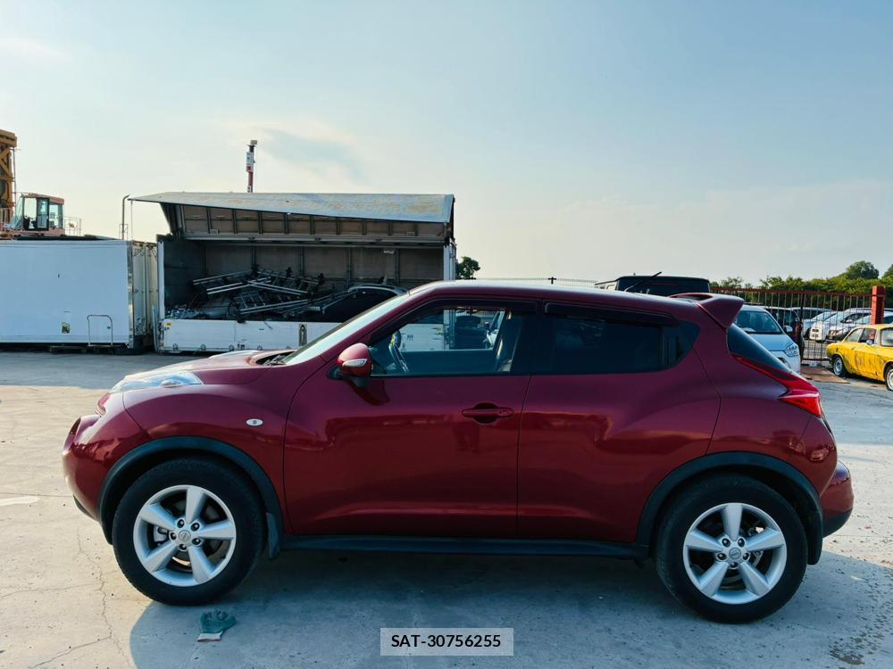 Nissan JUKE 2011-05 7651179-1