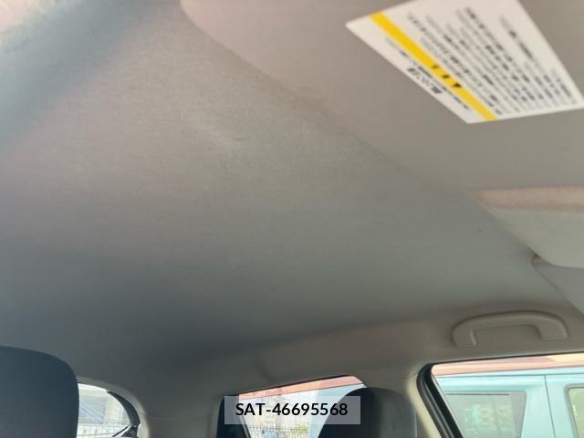 Nissan JUKE 2010-06 7724667-18