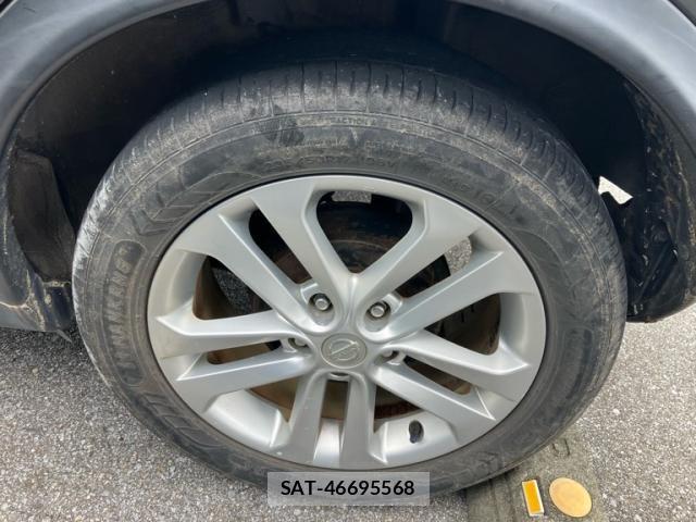 Nissan JUKE 2010-06 7724667-7