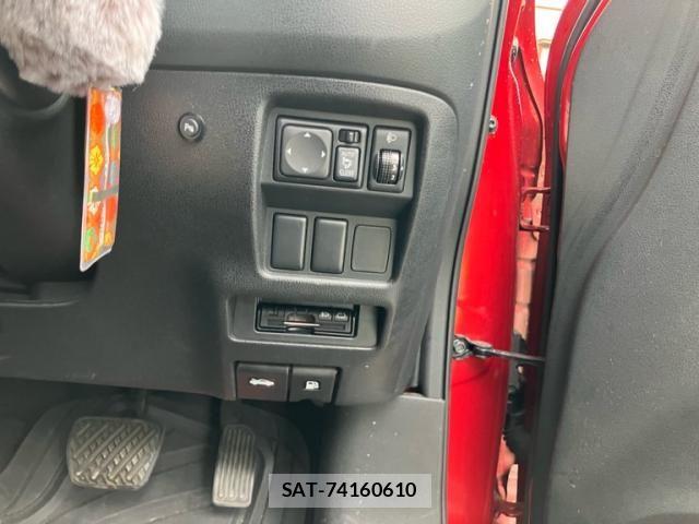 Nissan JUKE 2011-11 7724664-13