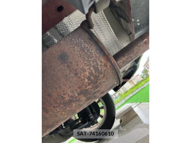 Nissan JUKE 2011-11 7724664-23