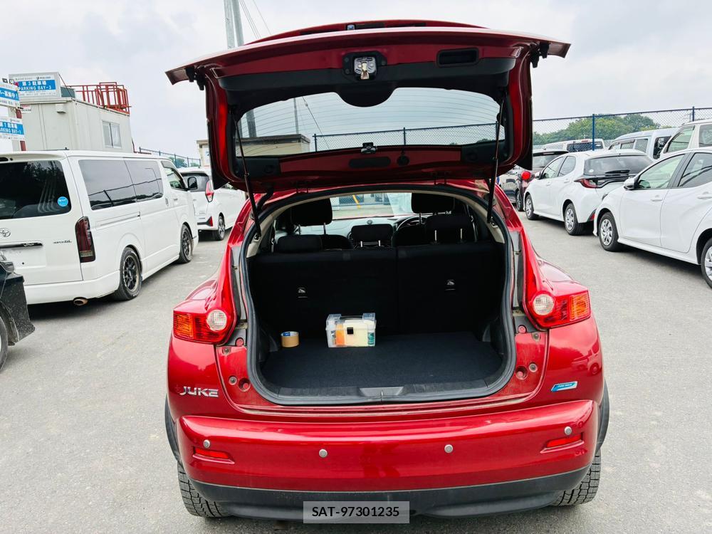 Nissan JUKE 2013-09 7455183-26