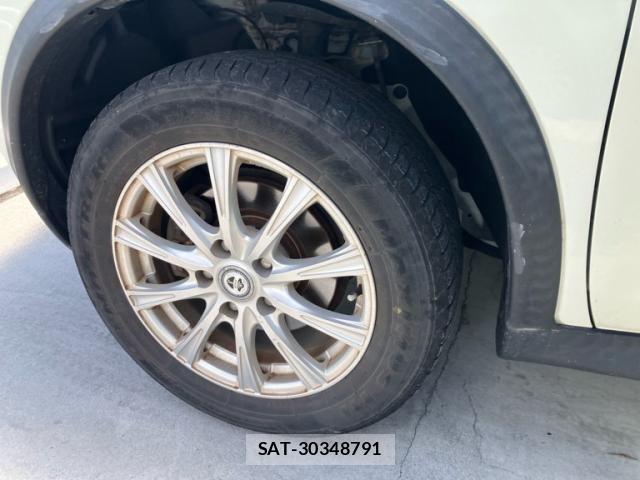 Nissan JUKE 2012-02 7786066-9