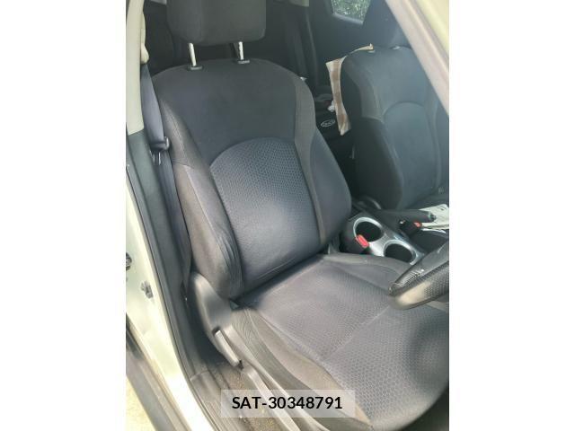 Nissan JUKE 2012-02 7786066-10