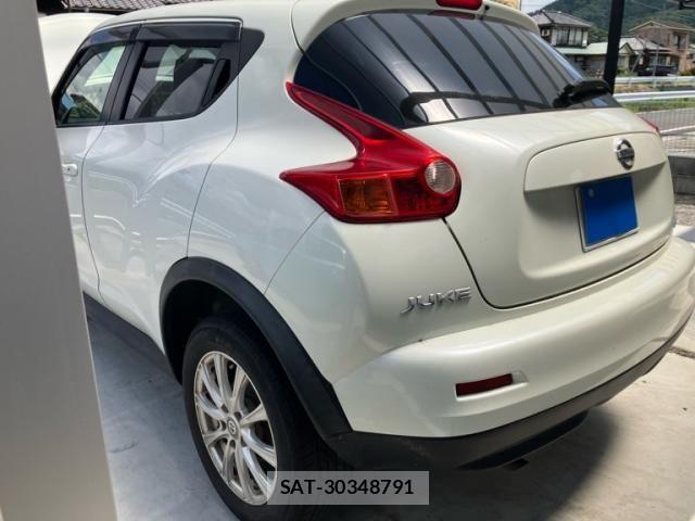 Nissan JUKE 2012-02 7786066-5