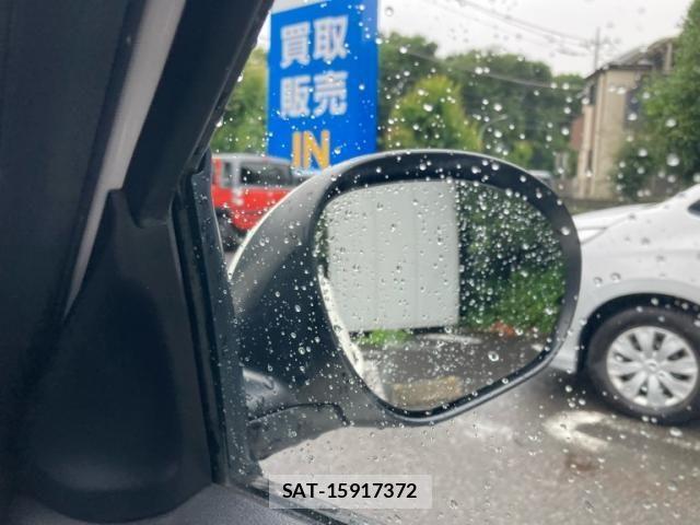 Nissan JUKE 2012-12 7786069-11