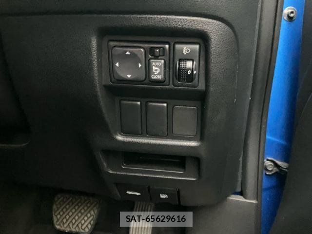 Nissan JUKE 2011-09 7877104-14
