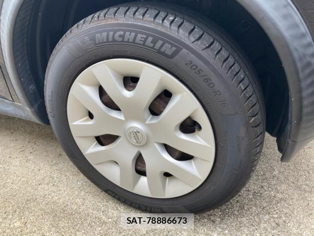 Nissan JUKE 2010-11 7877108-2