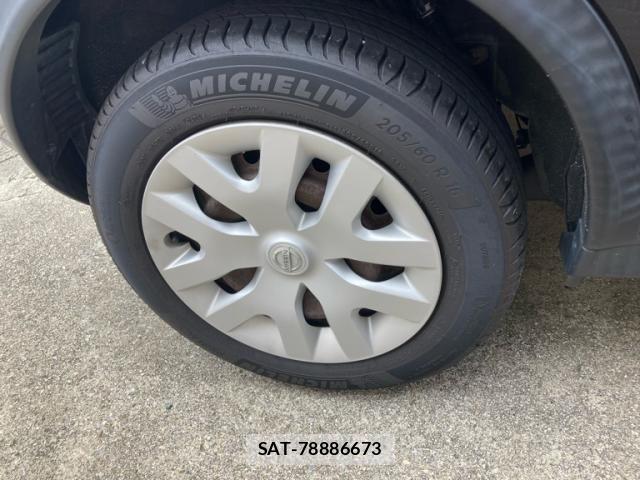 Nissan JUKE 2010-11 7877108-3