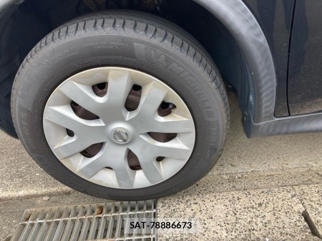 Nissan JUKE 2010-11 7877108-5