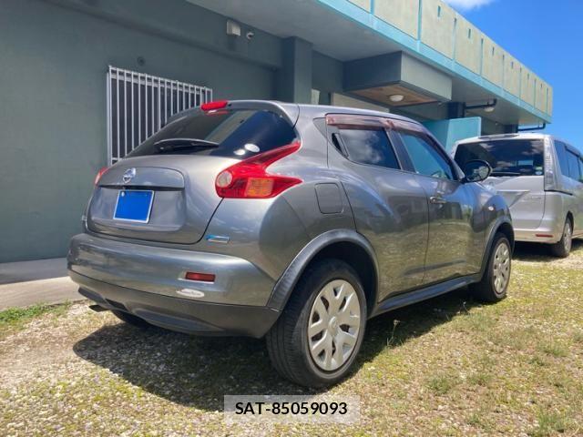 Nissan JUKE 2011-11 7877109-2