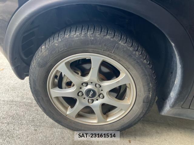 Nissan JUKE 2013-03 7962259-11