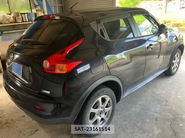 Nissan JUKE 2013-03 7962259-3