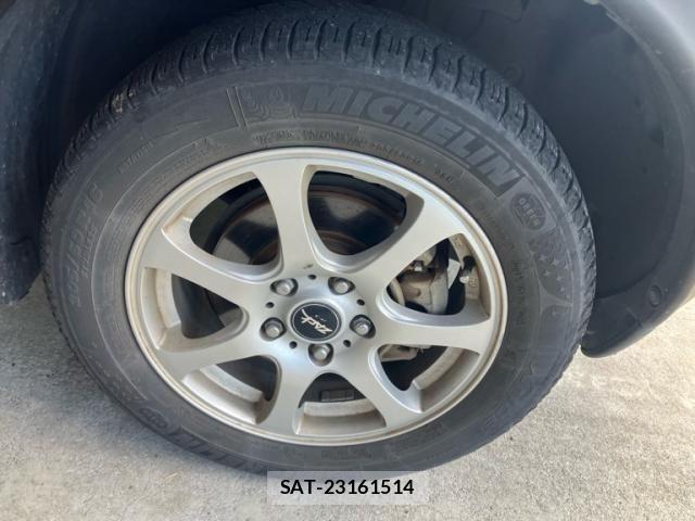 Nissan JUKE 2013-03 7962259-8