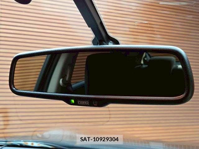 Nissan JUKE 2015-05 7962257-6