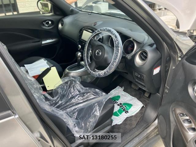 Nissan JUKE 2013-03 7962256-4
