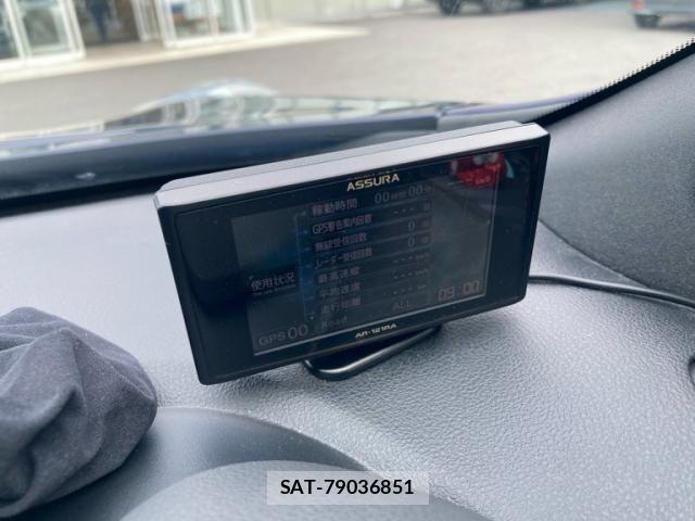 Nissan JUKE 2015-12 7979632-16