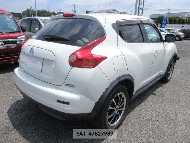 Nissan JUKE 2011-11 8036225-3