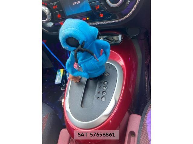 Nissan JUKE 2013-06 8036230-19