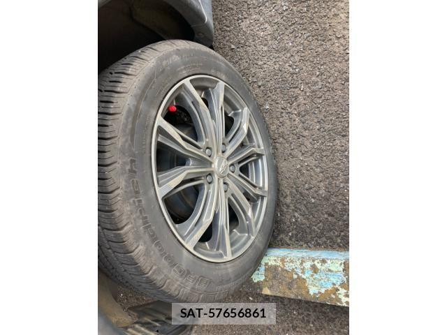 Nissan JUKE 2013-06 8036230-5