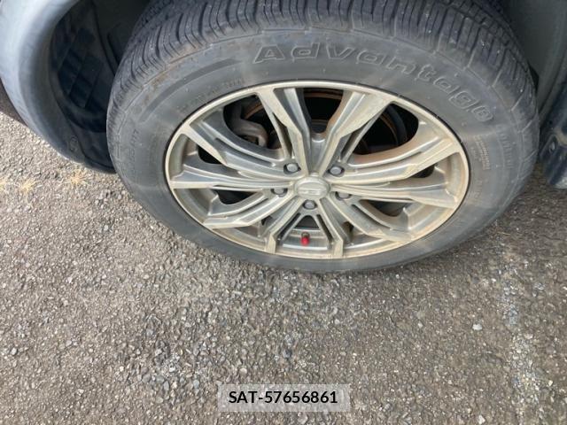 Nissan JUKE 2013-06 8036230-7