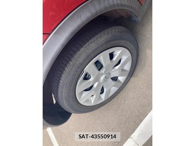 Nissan JUKE 2012-02 8036228-5