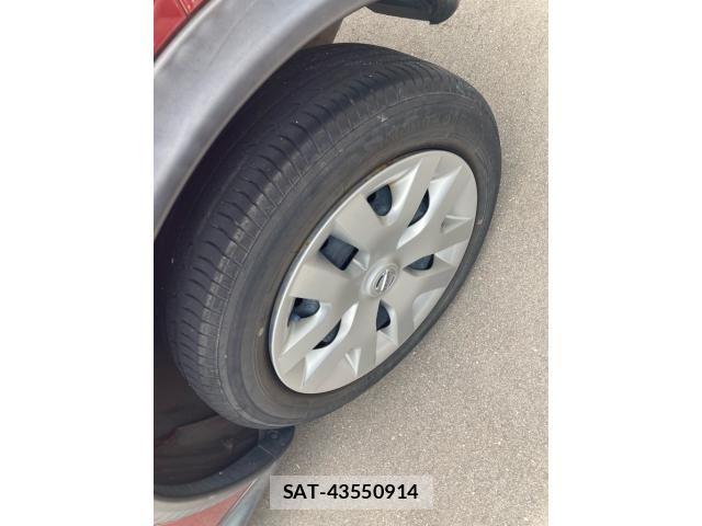 Nissan JUKE 2012-02 8036228-6