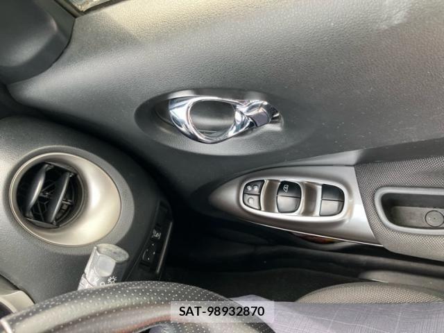 Nissan JUKE 2012-11 8036229-13
