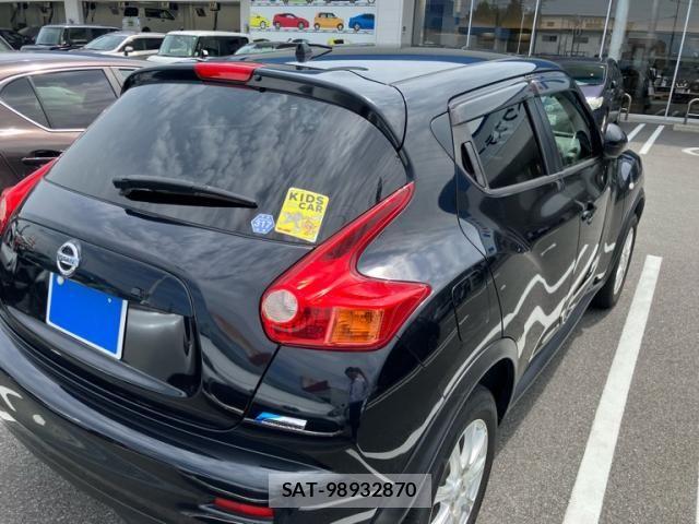 Nissan JUKE 2012-11 8036229-2