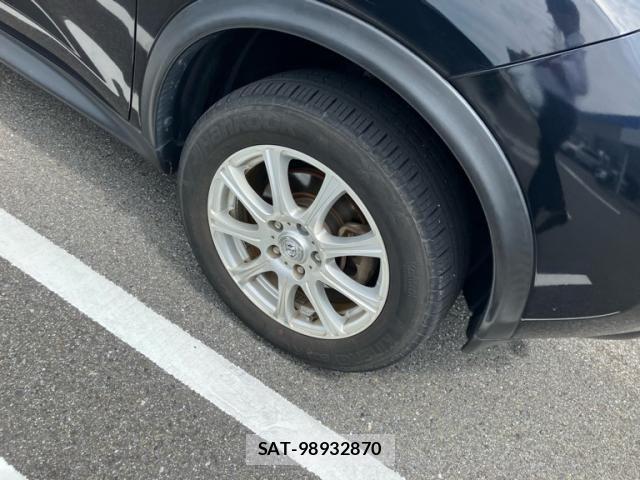 Nissan JUKE 2012-11 8036229-6
