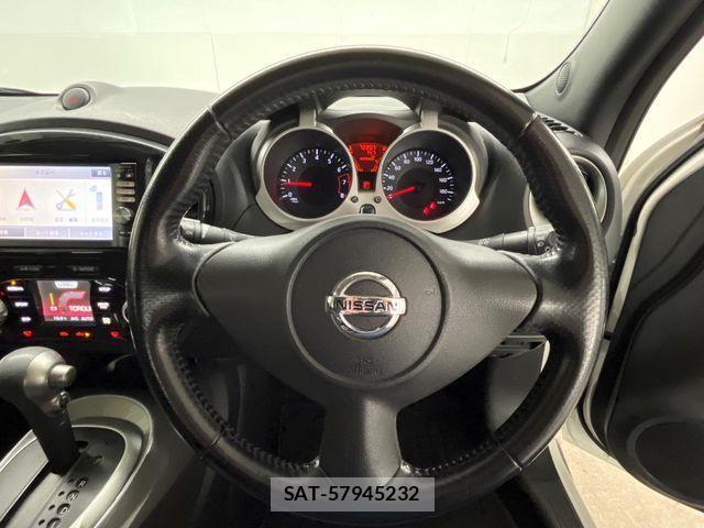 Nissan JUKE 2012-07 8074196-11