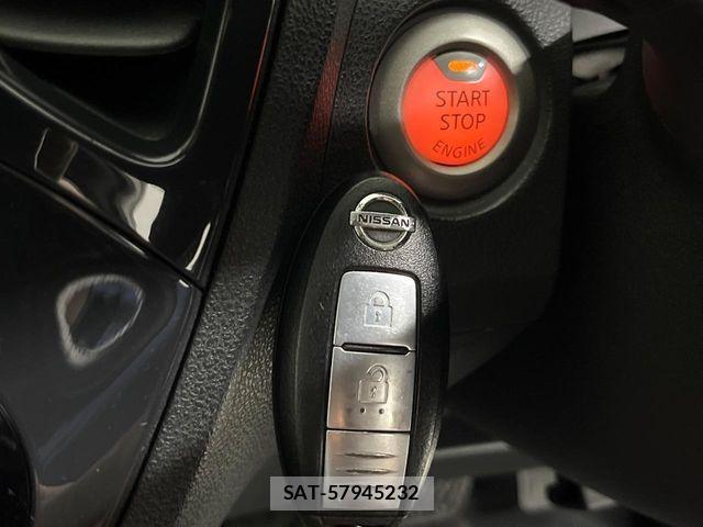 Nissan JUKE 2012-07 8074196-12