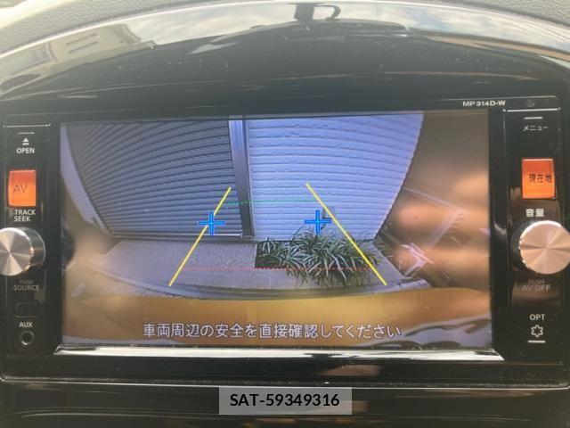 Nissan JUKE 2014-08 8074195-17