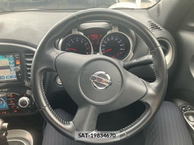 Nissan JUKE 2011-10 8099899-16