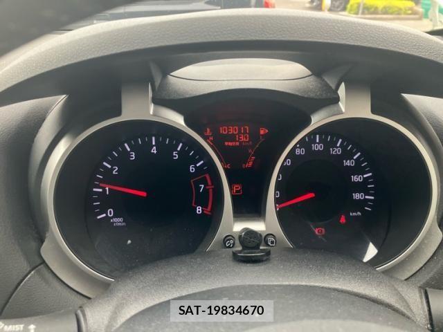 Nissan JUKE 2011-10 8099899-17