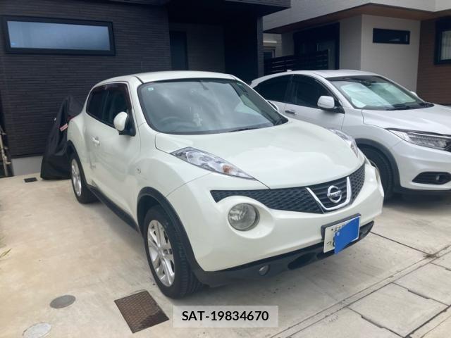 Nissan JUKE 2011-10 8099899-1