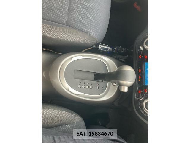 Nissan JUKE 2011-10 8099899-19
