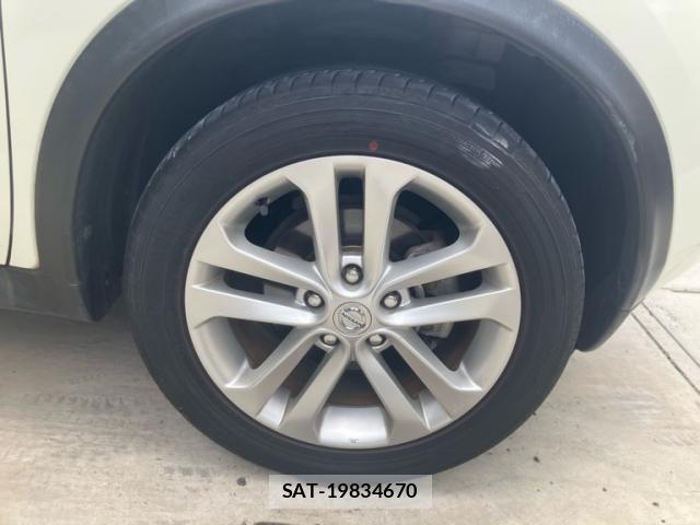 Nissan JUKE 2011-10 8099899-5