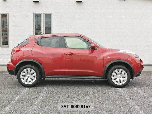 Nissan JUKE 2013-07 8130854-15